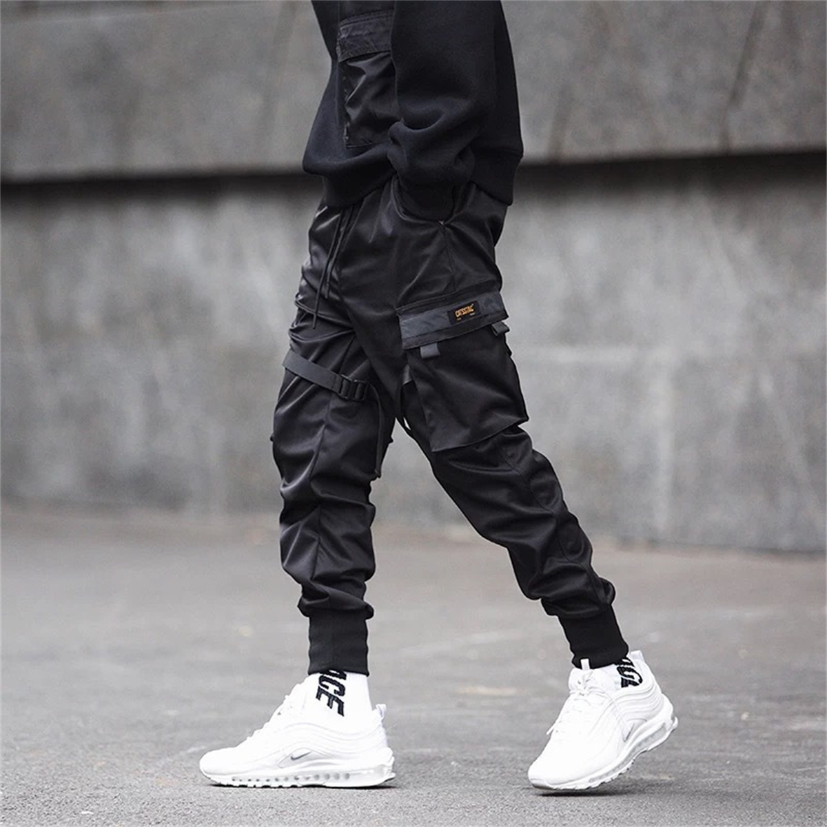 Zwarte Hiphop Cargo Broek Zome - Streetwear Brand Fashion recensie en prijs