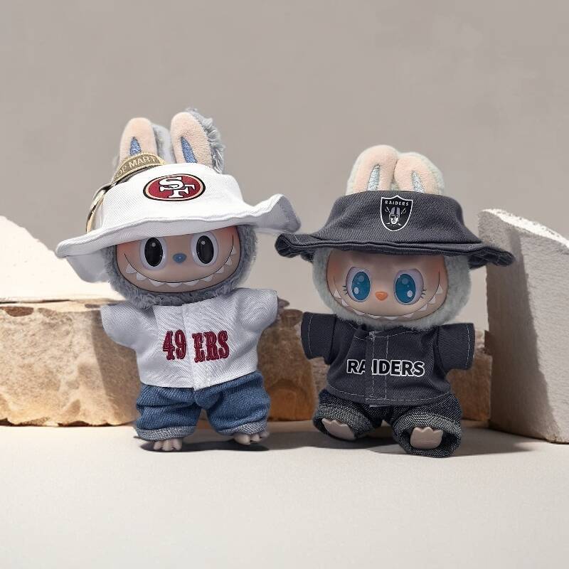 Labubu draagt een Labubu sleut - Streetwear Brand Keychain recensie en prijs